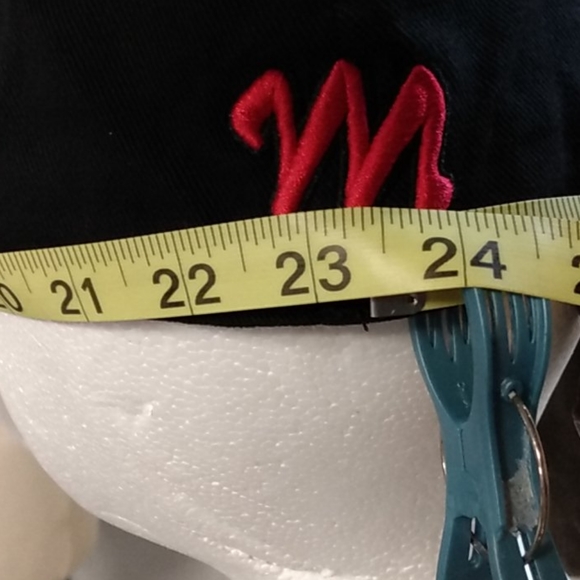 Vintage Bob Marley Embroidered Ball Cap & Wristband Set - Picture 13 of 16